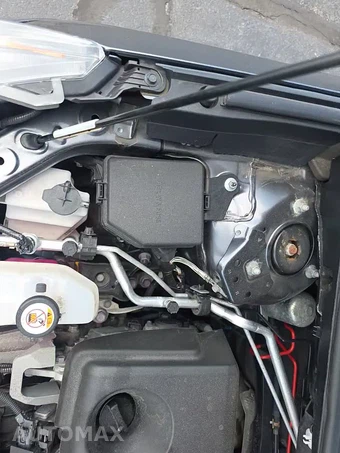2021 Toyota RAV4 Hybrid XLE - miniatura 21