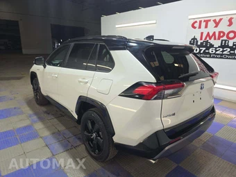 2021 Toyota RAV4 Hybrid XSE - miniatura 2