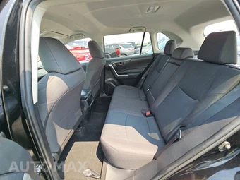 2021 Toyota RAV4 LE - miniatura 13