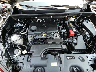 2021 Toyota RAV4 LE - miniatura 15