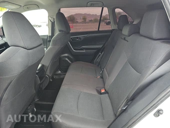 2021 Toyota RAV4 LE - miniatura 13