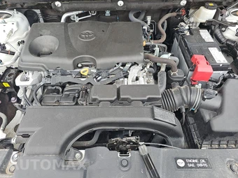 2021 Toyota RAV4 LE - miniatura 15
