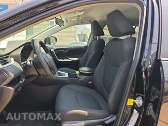 2021 Toyota RAV4 LE - miniatura 13