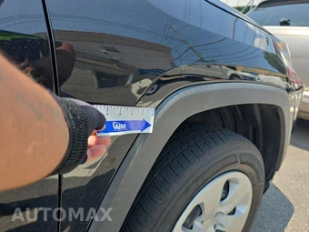 2021 Toyota RAV4 LE - miniatura 26