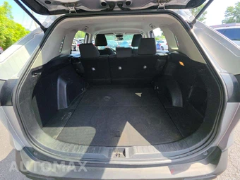 2021 Toyota RAV4 LE – miniatura 14