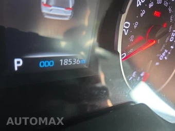 2021 Toyota RAV4 LE - miniatura 15