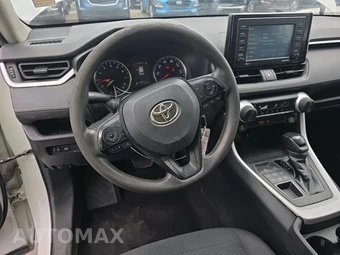 2021 Toyota RAV4 LE - miniatura 14