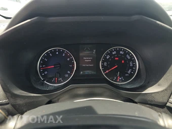 2021 Toyota RAV4 LE - miniatura 16