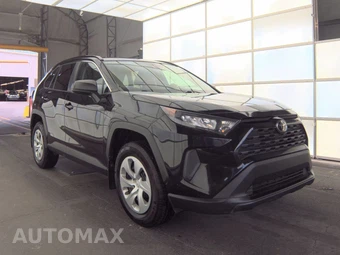 2021 Toyota RAV4 LE - miniatura 6