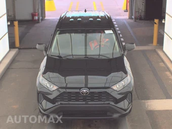2021 Toyota RAV4 LE - miniatura 7