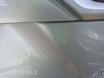 2021 Toyota RAV4 LE - miniatura 27