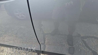 2021 Toyota RAV4 LE - miniatura 25