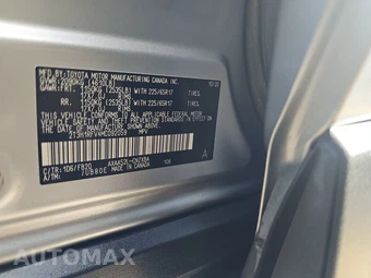 2021 Toyota RAV4 LE - miniatura 14
