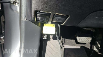 2021 Toyota RAV4 LE - miniatura 18