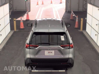 2021 Toyota RAV4 LE - miniatura 5