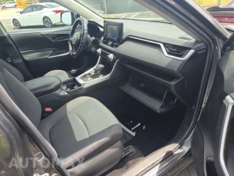 2021 Toyota RAV4 LE - miniatura 8