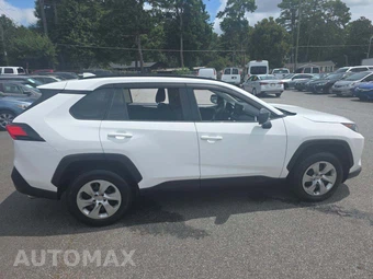 2021 Toyota RAV4 LE - miniatura 4