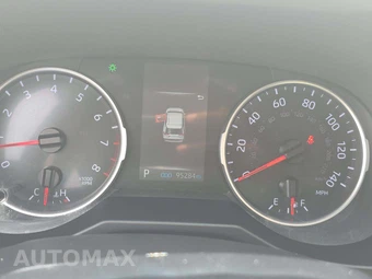 2021 Toyota RAV4 LE - miniatura 8