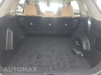 2021 Toyota RAV4 LE - miniatura 16