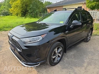 2021 Toyota RAV4 Prime SE