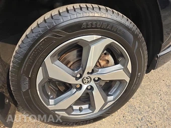 2021 Toyota RAV4 Prime SE - miniatura 9