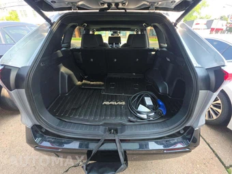 2021 Toyota RAV4 Prime SE - miniatura 14