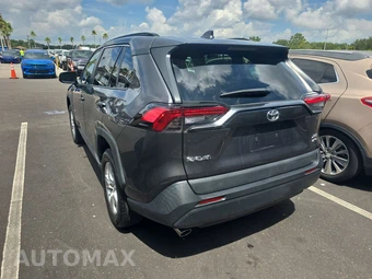 2021 Toyota RAV4 XLE - miniatura 6