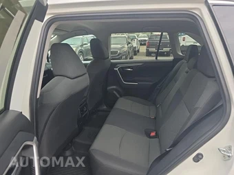 2021 Toyota RAV4 XLE - miniatura 16
