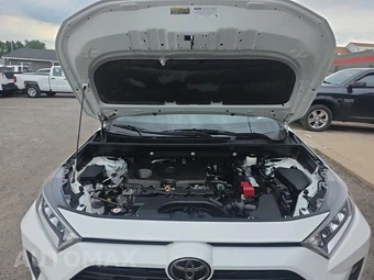 2021 Toyota RAV4 XLE - miniatura 18