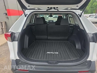 2021 Toyota RAV4 XLE - miniatura 19