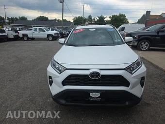 2021 Toyota RAV4 XLE - miniatura 2