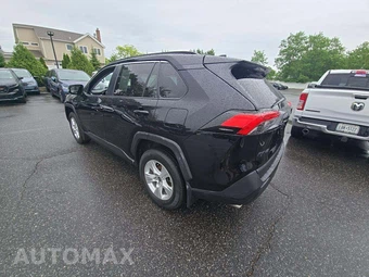 2021 Toyota RAV4 XLE - miniatura 3