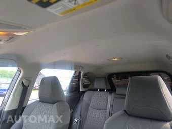2021 Toyota RAV4 XLE - miniatura 11