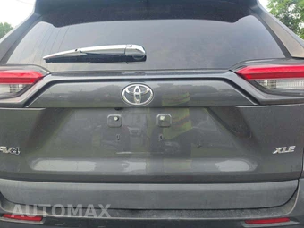 2021 Toyota RAV4 XLE - miniatura 24