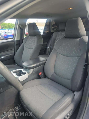 2021 Toyota RAV4 XLE - miniatura 6