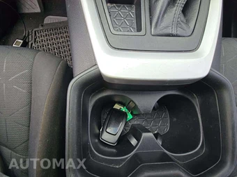 2021 Toyota RAV4 XLE - miniatura 8
