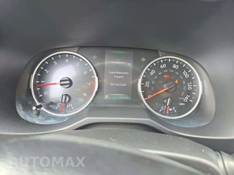 2021 Toyota RAV4 XLE - miniatura 9