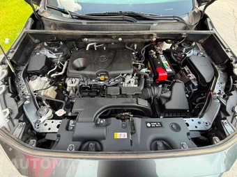 2021 Toyota RAV4 XLE - miniatura 16