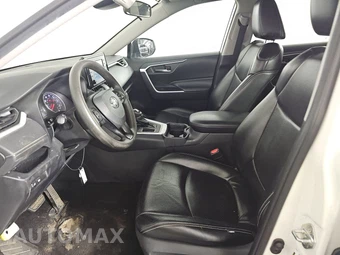 2021 Toyota RAV4 XLE - miniatura 7