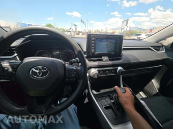 2021 Toyota RAV4 XLE - miniatura 7