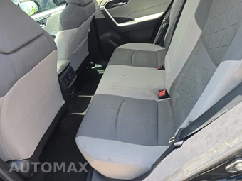 2021 Toyota RAV4 XLE – miniatura 13
