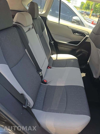 2021 Toyota RAV4 XLE - miniatura 16