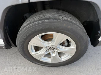 2021 Toyota RAV4 XLE - miniatura 19