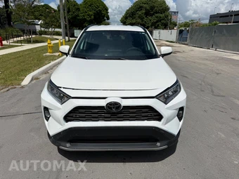 2021 Toyota RAV4 XLE - miniatura 8