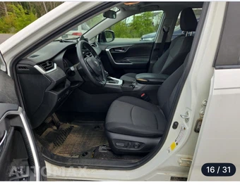 2021 Toyota RAV4 XLE - miniatura 10