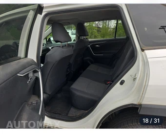 2021 Toyota RAV4 XLE - miniatura 14