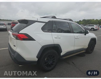 2021 Toyota RAV4 XLE - miniatura 3