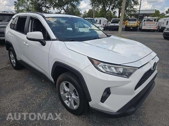 2021 Toyota RAV4 XLE - miniatura 4