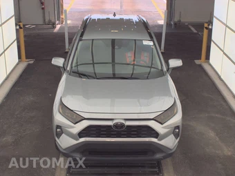 2021 Toyota RAV4 XLE - miniatura 2