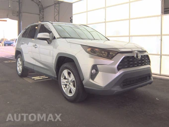 2021 Toyota RAV4 XLE - miniatura 3
